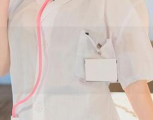 秀人网 – 谁说不可以有点毒呢？看林乐一的这组女孩写真，原图竟带着这么多困惑。