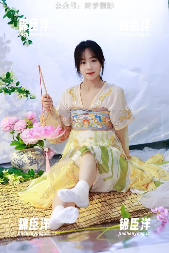 绮梦摄影 - 月月与她那条白裙，图包精选，能把你晃了个不停