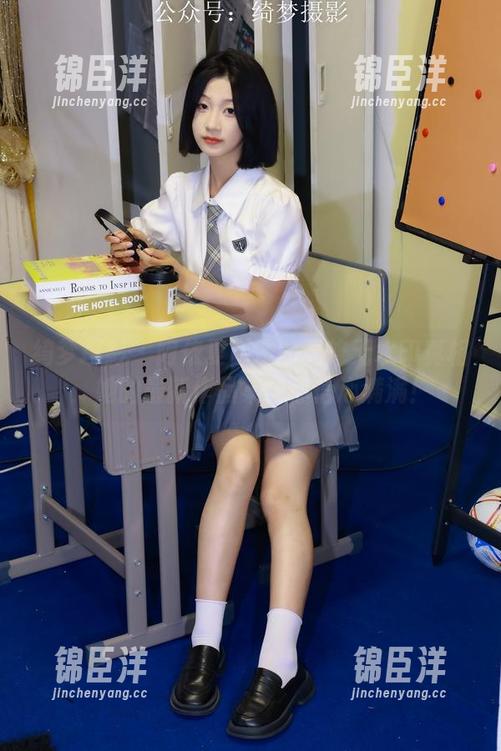 绮梦摄影 - 阿依夏版本的无修无水印真相：她的最新作品集让你信心满满！
