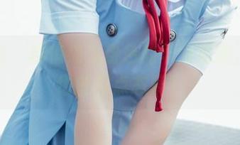菠萝社 – 柳侑绮与粉色的华丽遭遇，壁纸也能有点态度？