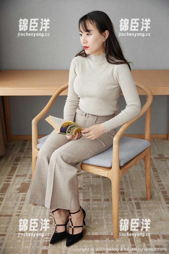 蜜桃社 - Rola的礼服套图：你想拥抱这裙子吗？我可以理解！
