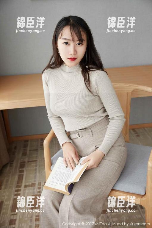蜜桃社 - 拽起王婉悠Queen的睡衣作品集：这画面…不就是我在家穿的那套吗，怎么变得这么好看了？