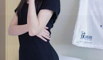 袜啵啵 – 小安最新写真：纯白，其实是个无辜的陷阱。