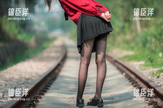 精选“镂空”图包：西瓜少女在这里细致入微
