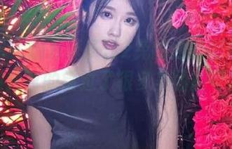微密圈 – 翻开轩子巨2兔的内衣图册，我意识到我真的错过了很多美丽的可能性…。
