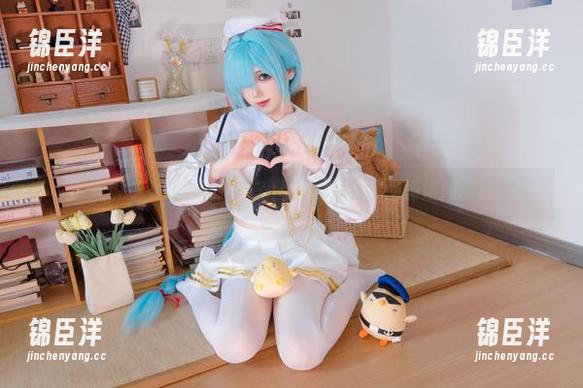 谁说兔女郎不能搞怪？雪晴嘟嘟的作品值得期待！