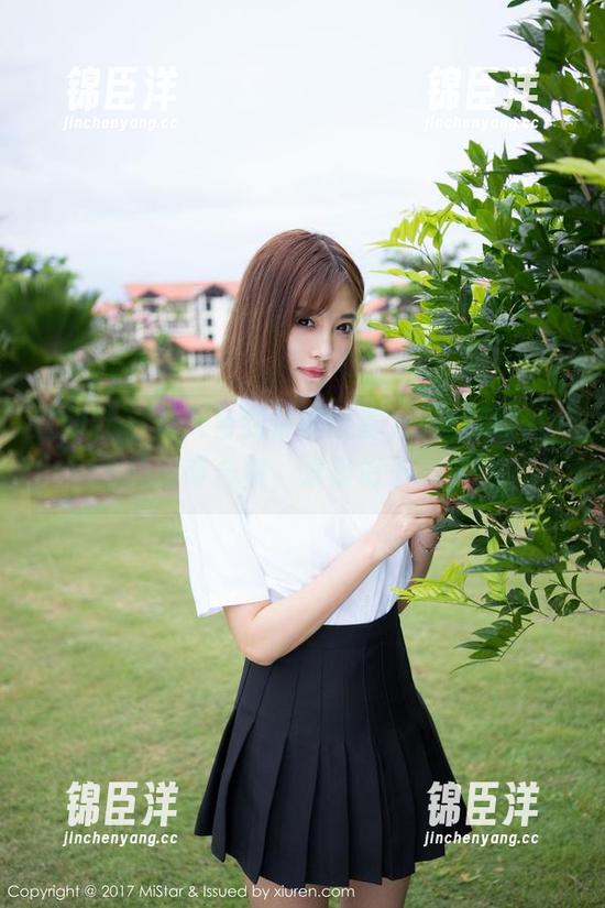 魅妍社 - 从天台到你的设备，赵欢颜Jessica的猎奇合集，准备好下载了吗？